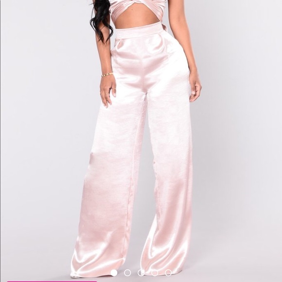 satin blush set - Picture 2 of 6